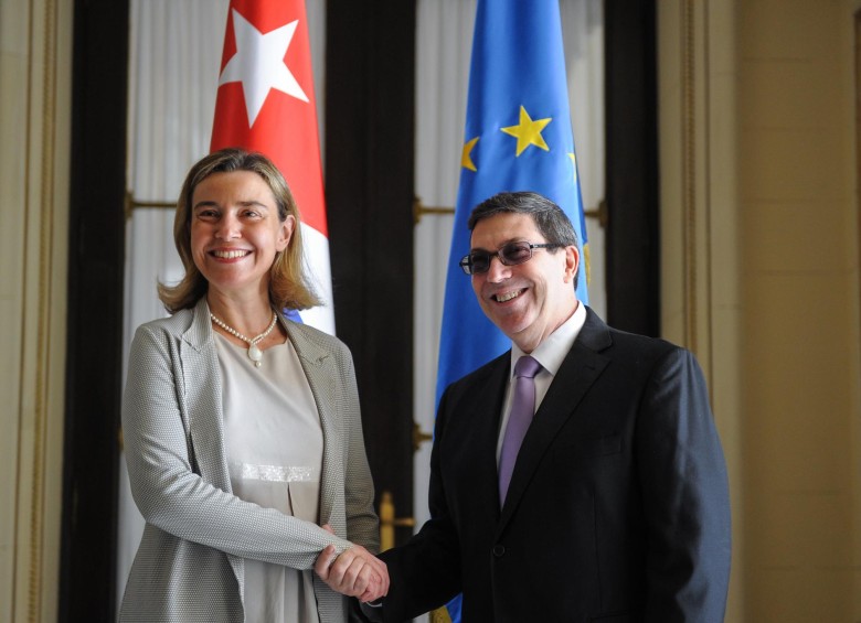Desde 2016, la jefa de la diplomacia europea, Federica Mogherini, había dado su rúbrica al nuevo pacto alcanzado en colaboración con el canciller cubano, Bruno Rodríguez. FOTO afp