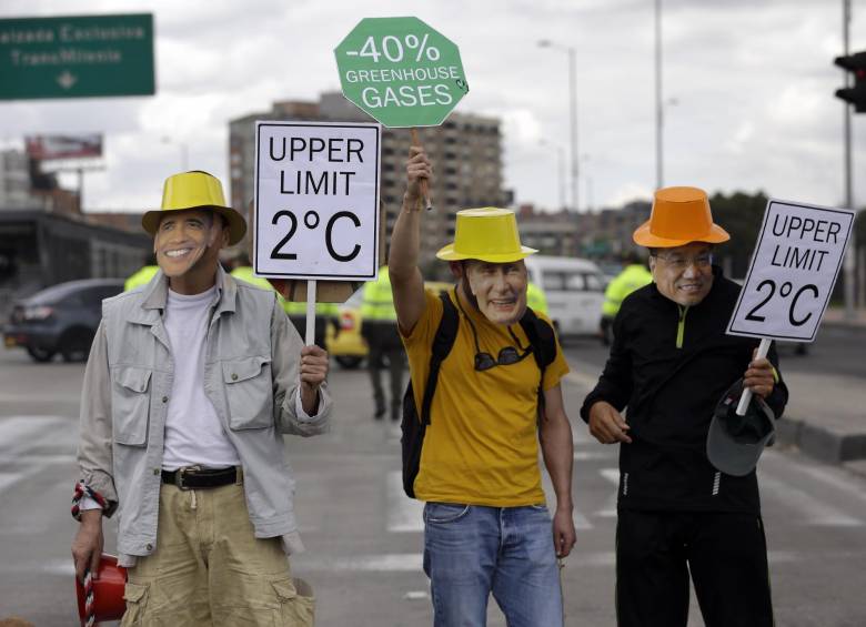 Negociadores de los países firmantes del Acuerdo de París contra el cambio climático iniciaron este lunes la primera reunión convocada para concretar su aplicación. FOTO AP