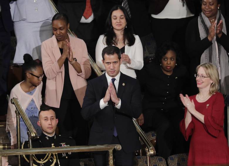 Guaidó se encontraba en el palco de invitados de la Casa Blanca. Foto EFE