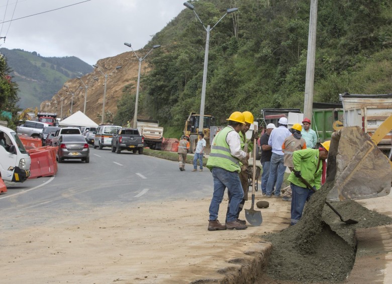 La Autopista Medellín - Bogotá tendrá mejoras y mantenimiento. FOTO MANUEL SALDARRIAGA