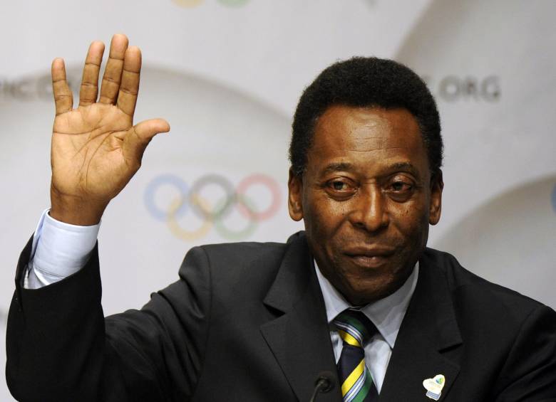 Pelé, de 74 años, firmó el acuerdo desde el hospital de Sao Paulo en el que está internado desde la semana pasada para tratarse de una infección urinaria. FOTO archivo AFP
