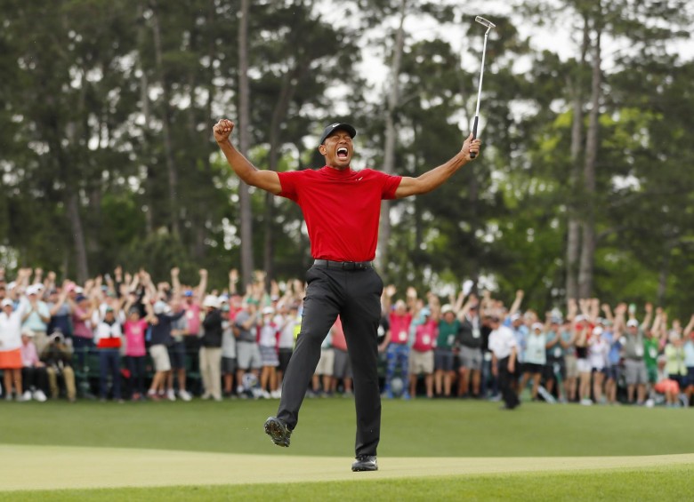 Uno de los íconos del golf mundial, el estadounidense Tiger Woods, volvió a celebrar un triunfo grande. FOTO afp