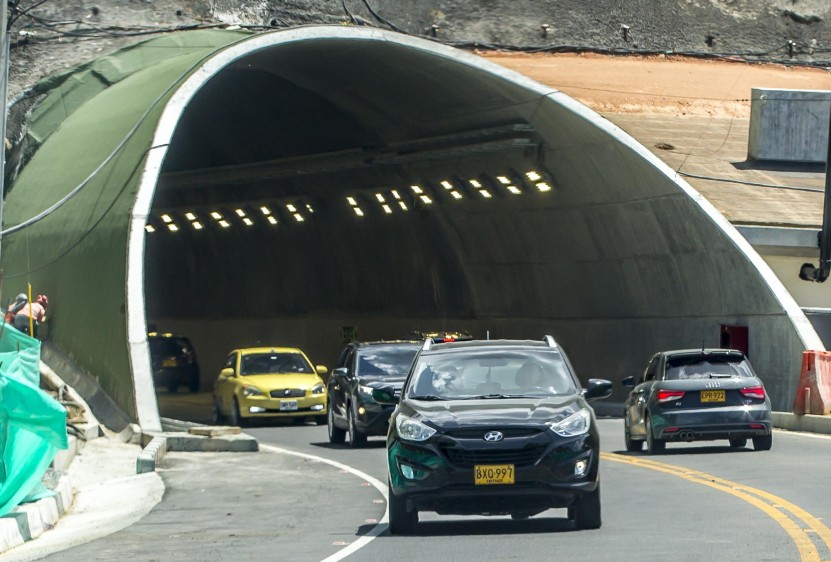 Salida del Túnel de Oriente, obra entregada en la administración departamental actual. Foto: Juan Antonio Sánchez Ocampo