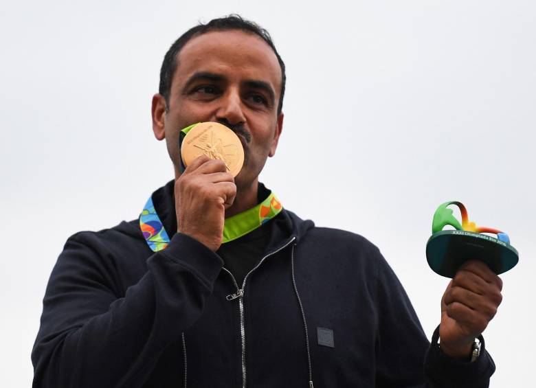 Aldeehani había hecho historia al ganar el bronce en doble foso en Sídney 2000 y fue el primer kiwaití en lograr una medalla en Olímpicos. FOTO AFP