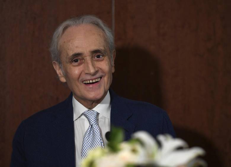 José Carreras conoció la fama integrando los tres tenores junto a Plácido Domingo y Luciano Pavarotti (ya fallecido). FOTO EFE