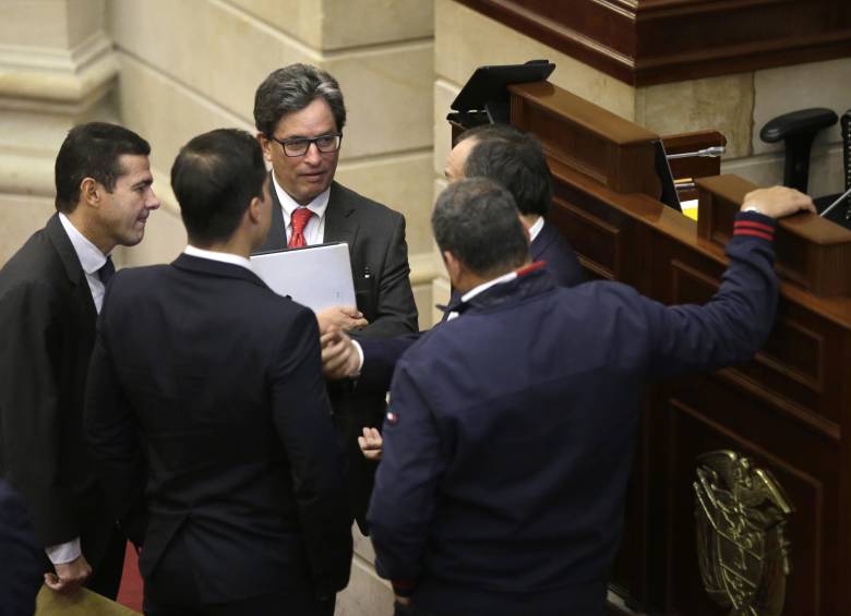 Tras archivar una propuesta de reforma alternativa, las comisiones económicas del Congreso abordaron la iniciativa de 113 artículos que buscar modificar el régimen tributario. FOTO Colprensa