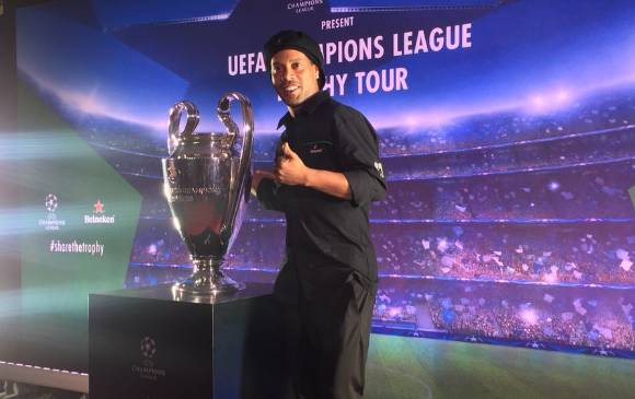 Ronaldinho es el único jugador que ha conquistado en su carrera la Champions League, la Copa Libertadores, el Mundial y el Balón de Oro. FOTO COLPRENSA