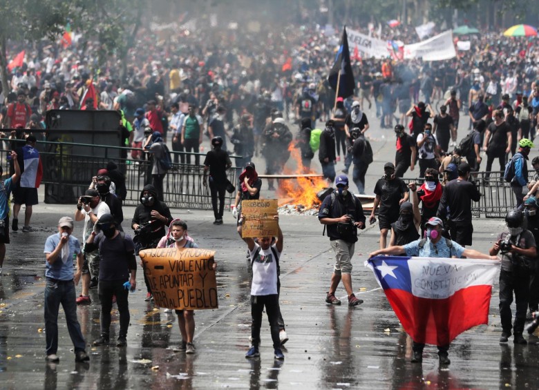 Las manifestaciones ajustan una semana y hay denuncias del presunto uso indebido de la fuerza contra la población. FOTO Reuters