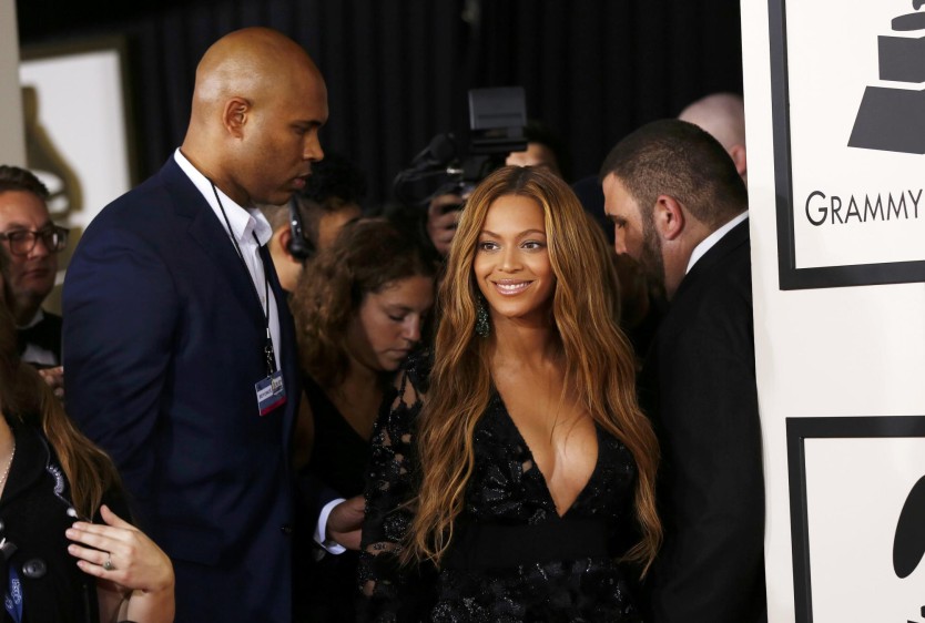 Beyoncé ganó un Grammy en la previa, espera ganar más esta noche. FOTO Reuters