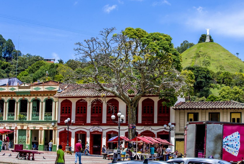 Jericó, y su colorido parque principal, es reconocido como destino turístico y pueblo patrimonio del departamento. FOTO JUAN ANTONIO SÁNCHEZ