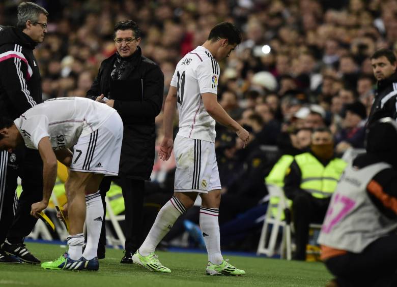 El volante colombiano se lesionó en un juego de la Liga ante el Celta de Vigo. FOTO AFP.