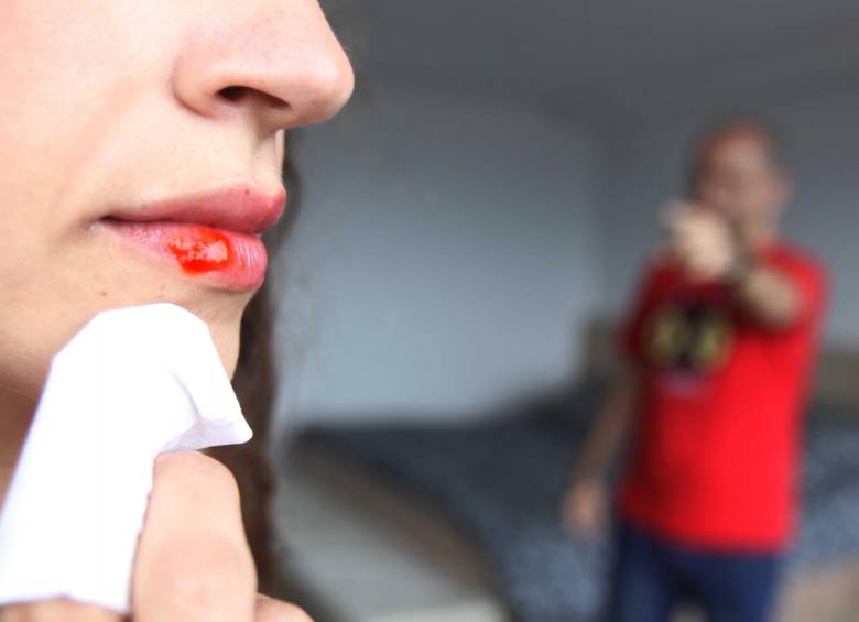 Íngrid* fue presuntamente torturada y golpeada por su pareja Pedro Juan Bonett durante 14 años, hasta que no pudo soportar más el maltrato y decidió escapar y denunciarlo. FOTO ARCHIVO