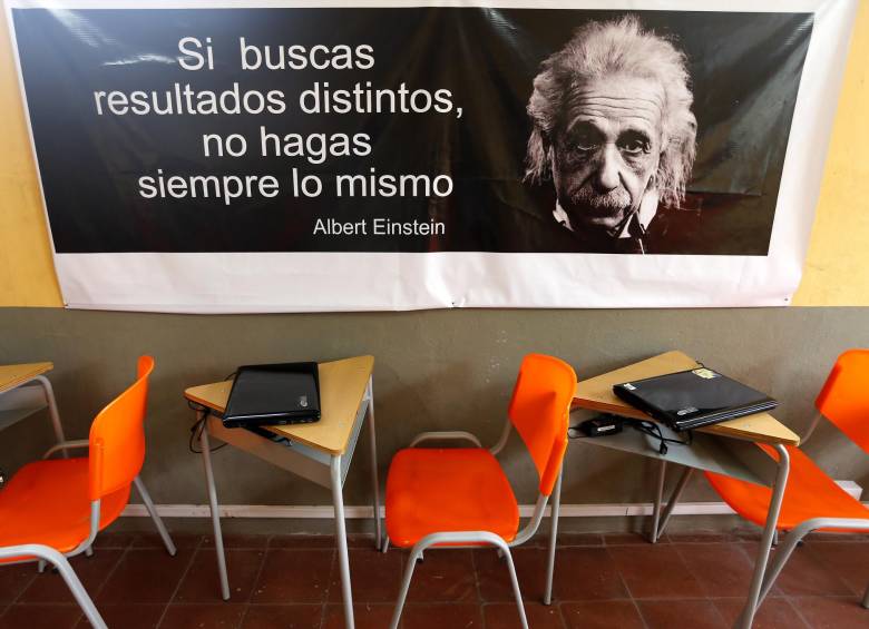 En 2015, los estudiantes matriculados y articulados en desarrollo de software son 2.140. El sector productivo participa con el programa mentores empresariales y prácticas. FOTO juan antonio sánchez