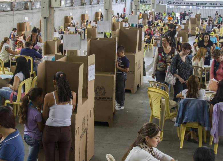 La Policía Nacional y la Fiscalía han capturado en lo corrido de este año, 445 personas que presuntamente habrían incurrido en delitos de tipo electoral. FOTO ARCHIVO
