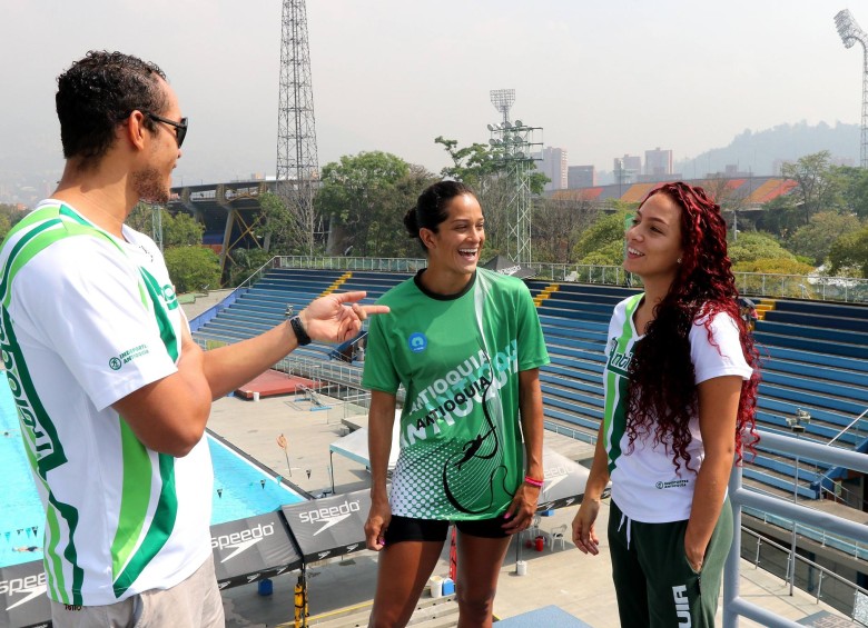 Julio Galofre, Diana Pineda y Laura Márquez, medallistas en los Juegos de 2010, resaltan el buen estado y el gran uso de los escenarios en Medellín. FOTO julio césar herrera 