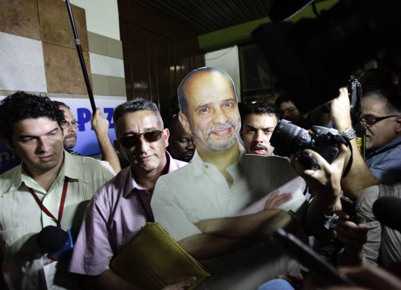 Seusis Pausivas Hernández, alias “Jesús Santrich”, afirmó que un eventual acuerdo con las Farc no será posible sin la firma de Juvenal Ovidio Ricardo Palmera alias “Simón Trinidad”. FOTO ARCHIVO