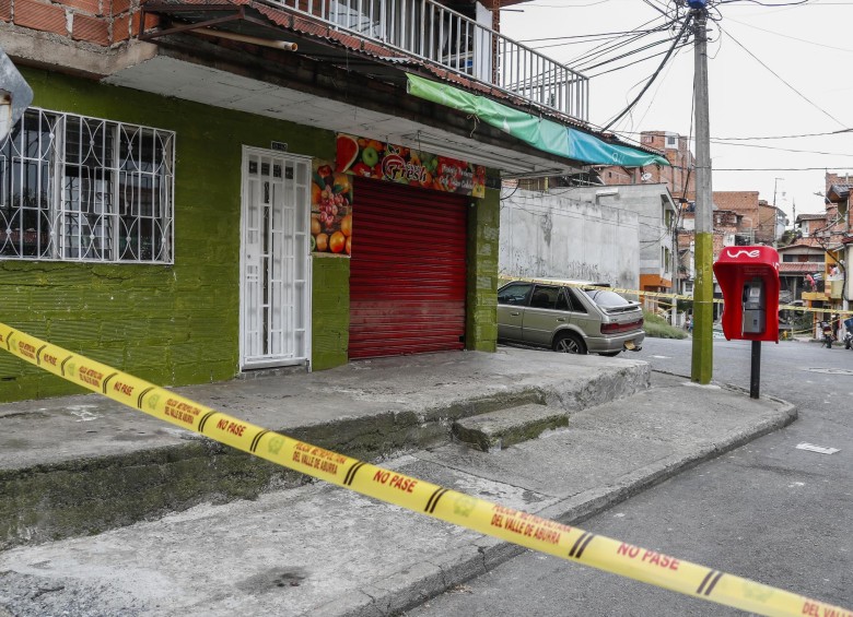 Escena del crimen de uno de los asesinatos recientes en la comuna 13. FOTO ARCHIVO