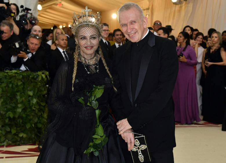 Para Madonna fue el corsé icónico que lleva su fima. FOTO AFP