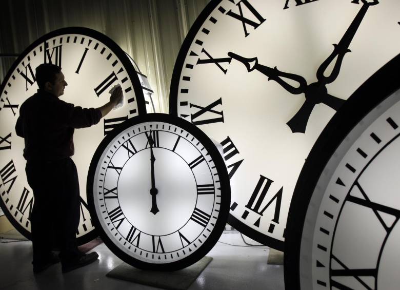 El último minuto de junio tendrá 61 segundos para ajustar los relojes a rotación de la Tierra, anunció el Servicio Internacional de Rotación de la Tierra. FOTO AP