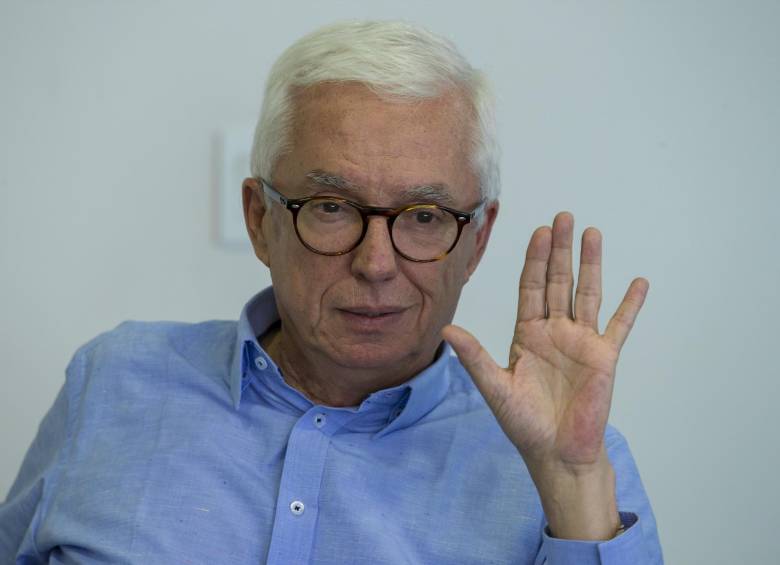 El senador del Polo Democrático es el primero, fuera de los excandidatos de 2018, en oficializar su aspiración presidencial para 2022. FOTO: Juan Antonio Sánchez