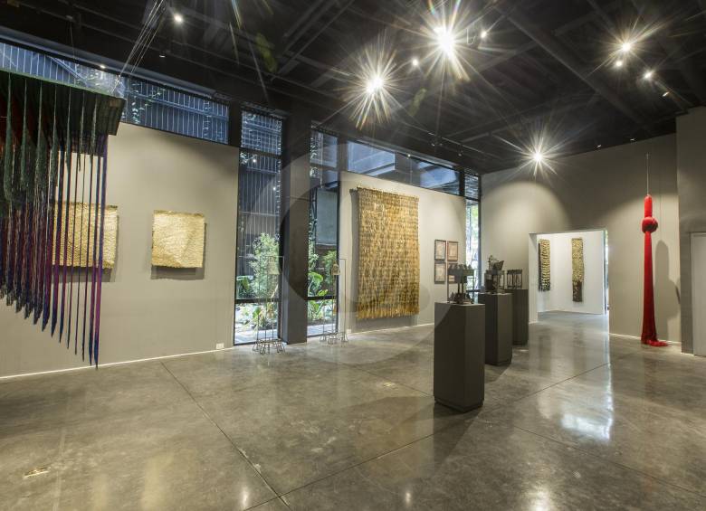 La Galería La Cometa está ubicada en la planta baja del Click Clack Hotel (Calle 10B #37-29), en El Poblado. La sala de exhibición cuenta con aproximadamente 150 mts². FOTO Andrés Camilo Suárez