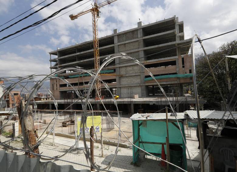 Para la atención de los pacientes durante las obras, los servicios ambulatorios fueron distribuidos en otros centros de salud de la zona, como Sol de Oriente, Loreto y Villatina. FOTO Manuel Saldarriaga