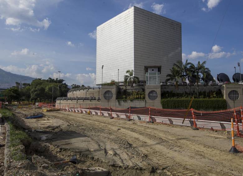 La Alcaldía de Medellín calcula que la etapa 1B de Parques del Río estaría lista antes de julio de 2019. FOTO julio césar herrera