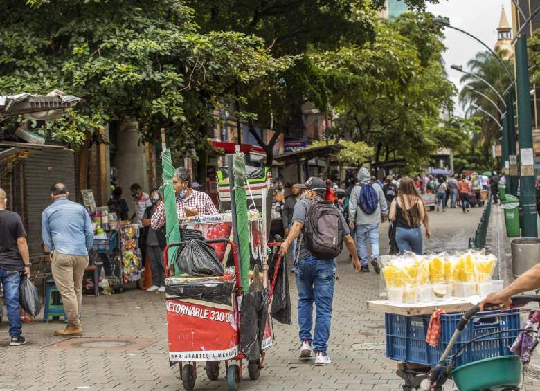 El comercio se normalizará en una semana, dijo el alcalde Daniel Quintero. FOTO CAMILO SUÁREZ