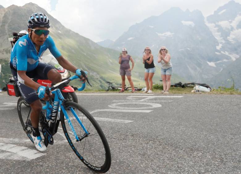 Incontenible por el Galibier. Nadie logró seguir el fuerte ritmo impuesto por Nairo en la alta montaña.