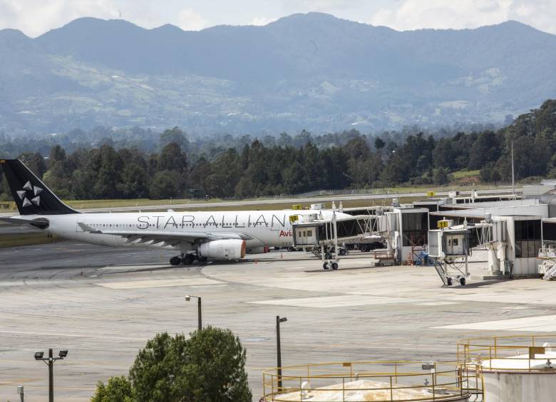 El José María Córdova, de Rionegro, es uno de los aeropuertos que espera por reactivar operaciones internacionales. Foto Camilo Suárez