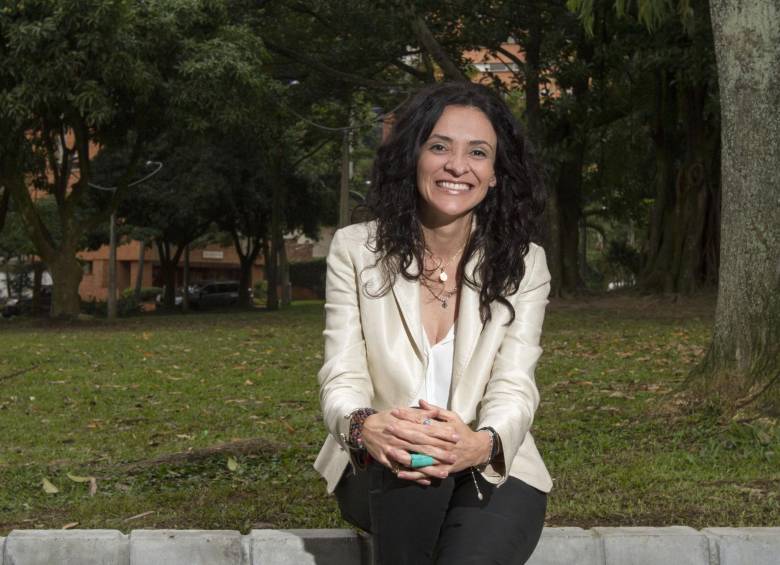 Claudia Restrepo fue vicealcaldesa de Educación, Cultura, Recreación y Deporte de la Alcaldía de Medellín. FOTO EDWIN BUSTAMANTE