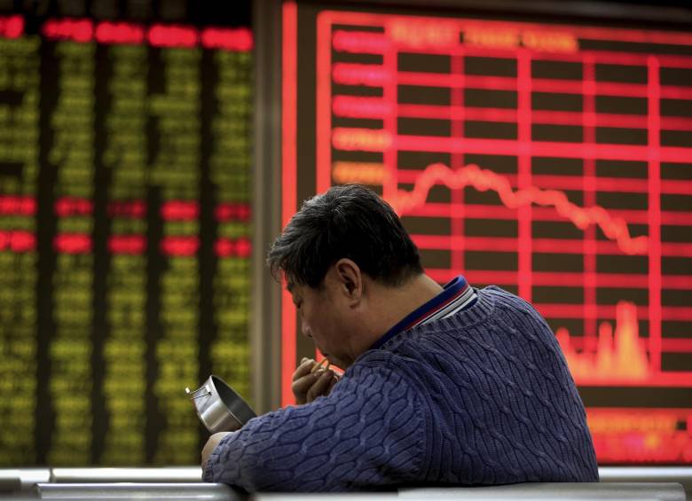 El mercado bursátil del mundo tuvo el peor comienzo de año del que se tenga reporte desde 1930 FOTO AP