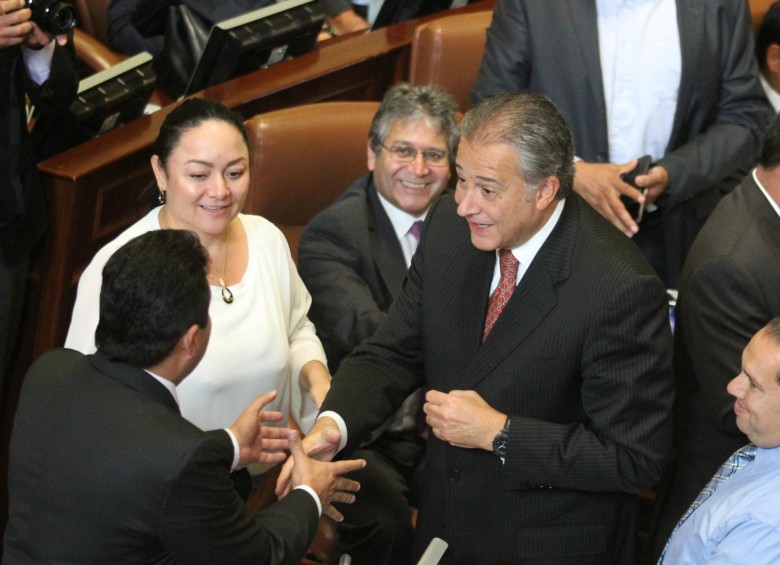 El general Óscar Naranjo fue postulado al cargo de vicepresidente por todos los partidos políticos, con excepción del Polo Democrático y el Centro Democrático. FOTO colprensa