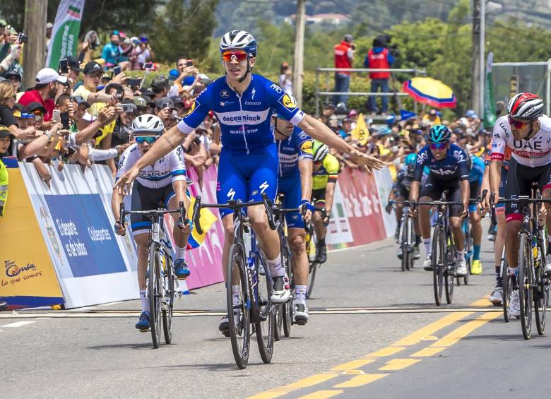 El colombiano Álvaro Hodeg ganó en la Adriática y es el líder de la competencia. FOTO JUAN ANTONIO SÁNCHEZ