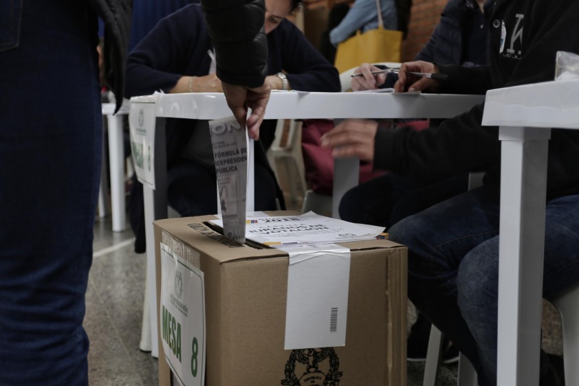 Los ciudadanos podrán consultar su puesto de votación y si son jurados en las próximas elecciones en la aplicación Infovotantes. FOTO: Colprensa