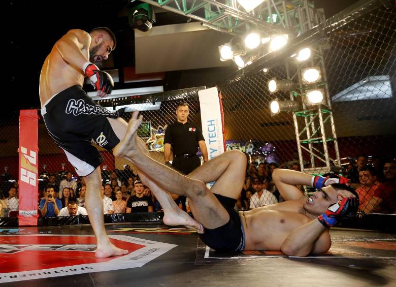 Medellín se prepara para disfrutar de otra noche apasionante gracias a las artes marciales mixtas, deporte que cada vez tiene más aceptación. FOTO Juan A. Sánchez