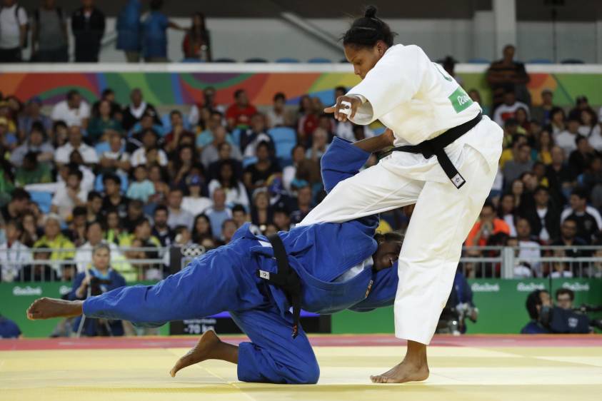 Dos combates separan a Yuri Alvear del oro olímpico. FOTO AFP