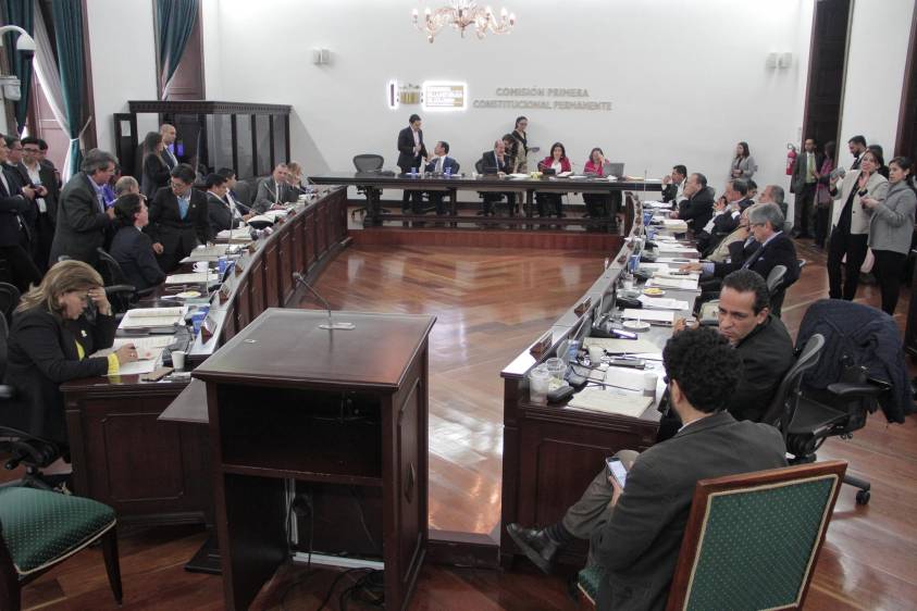 La Comisión Primera del Senado aprobó la reforma política. FOTO: Colprensa