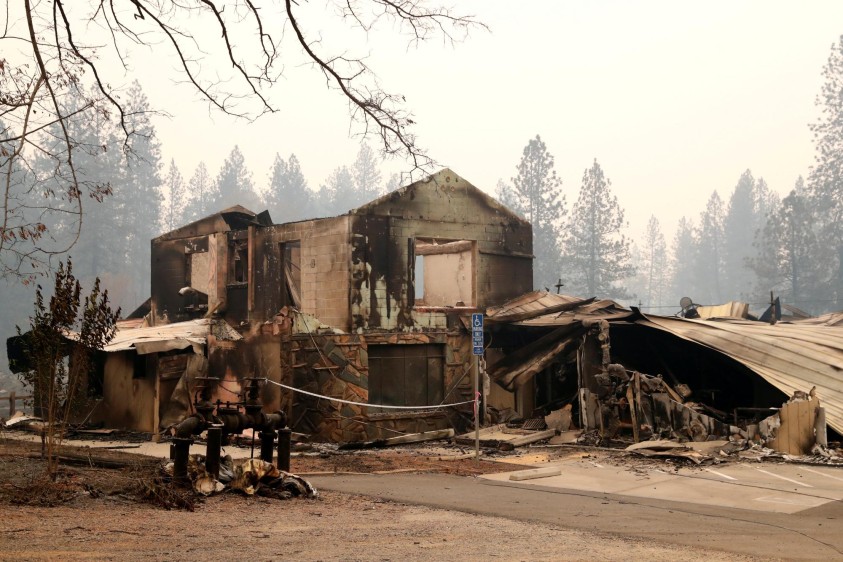 Este “Camp Fire” arrasó 45.000 hectáreas y 6.500 viviendas en la ciudad de Paradise. FOTO: REUTERS