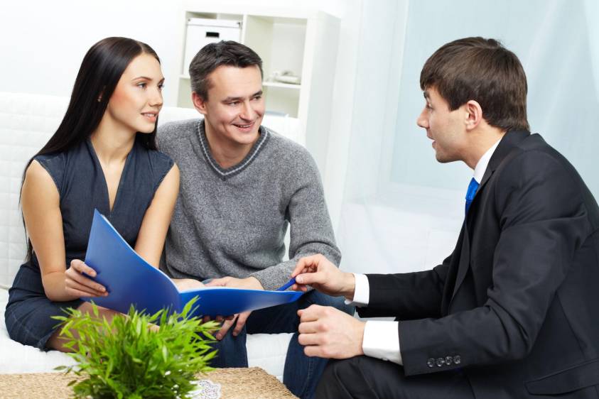 Para quienes quieren arrendar, hacerlo a través de una inmobiliaria es una garantía de seguridad porque conoce ampliamente el mercado.