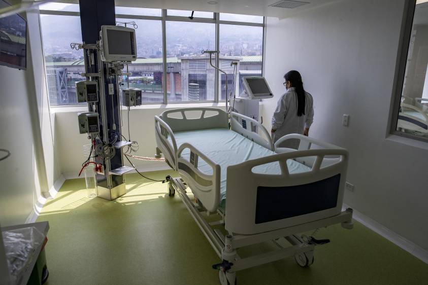 Luis Guillermo Plata, gerente para enfrentar la pandemia, deberá coordinar los esfuerzos del país, para que la red hospitalaria garantice la atención de los pacientes. FOTO Esteban Vanegas