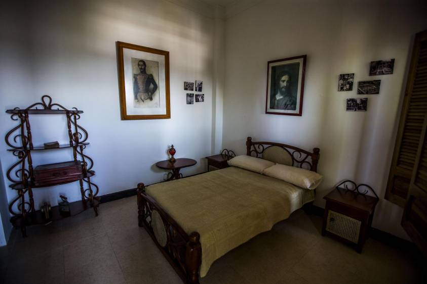 Ambientación de una habitación, ahora para exhibición del Hotel Magdalena como museo. FOTO JULIO CÉSAR HERRERA