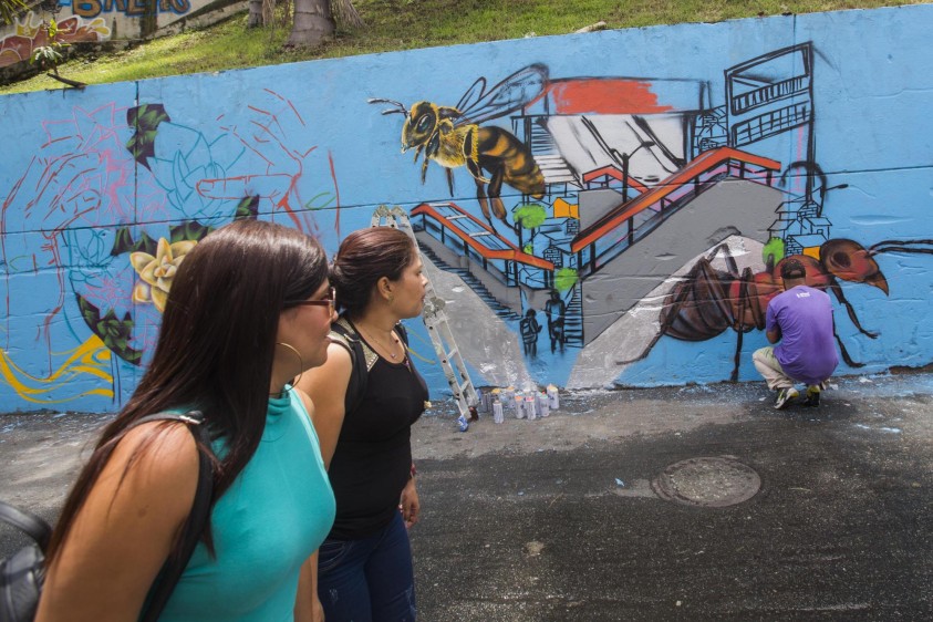 Los grafitis cuentan la historia de la zona desde su creación hasta la actualidad. Foto: Carlos Velásquez