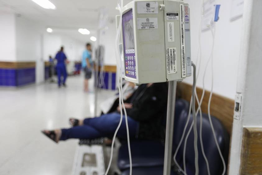 La consecución de respiradores mecánicos y la contratación de personal médico son los principales retos para ampliar la cobertura del sistema. FOTO manuel saldarriaga