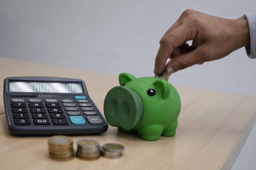 No hacer compras de más en artículos de primera necesidad por miedo es vital. El Gobierno ha reiterado que se garantizará el abastecimiento. FOTO COLPRENSA