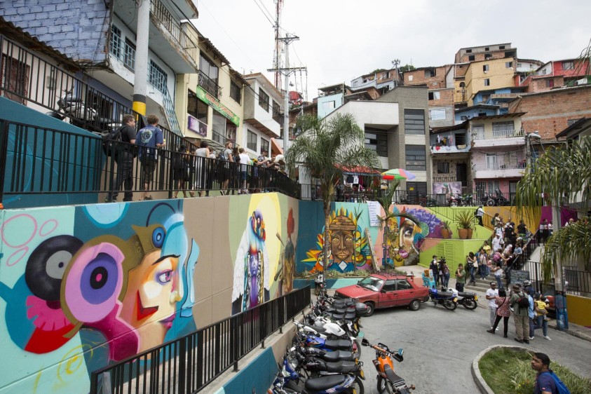 Los grafitis cuentan la historia de la zona desde su creación hasta la actualidad. Foto: Edwin Bustamante