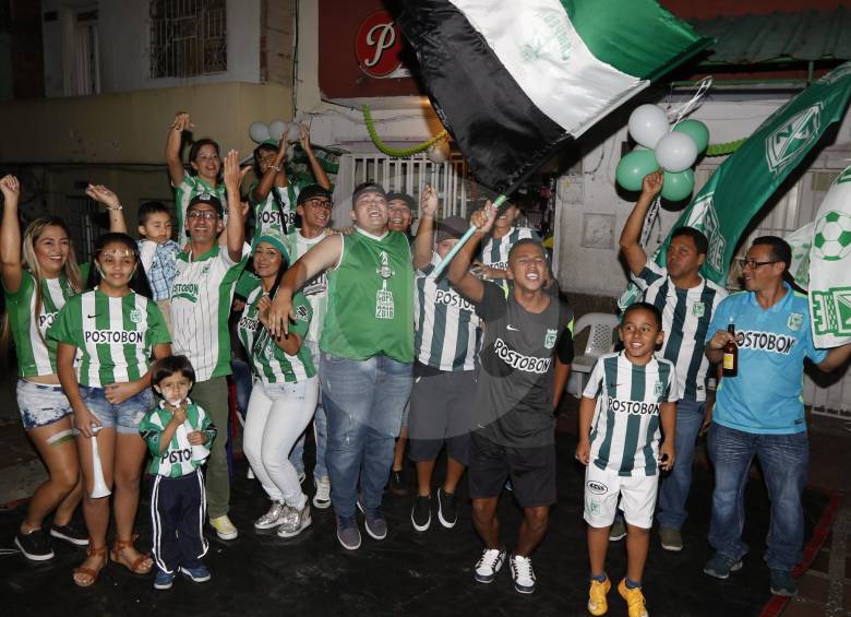 Júbilo verdiblanco en la calle
