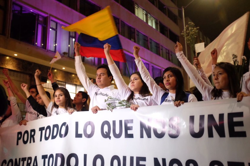 Jóvenes marcharon en las calles de Bogotá. FOTO Cortesía