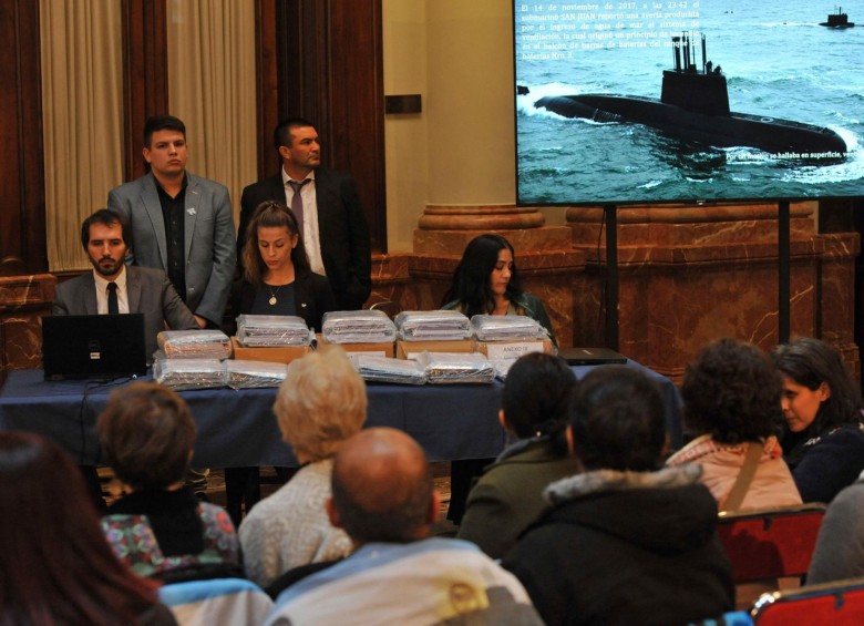 El informe que relata el accidente del submarino fue realizado por una comisión del Congreso.