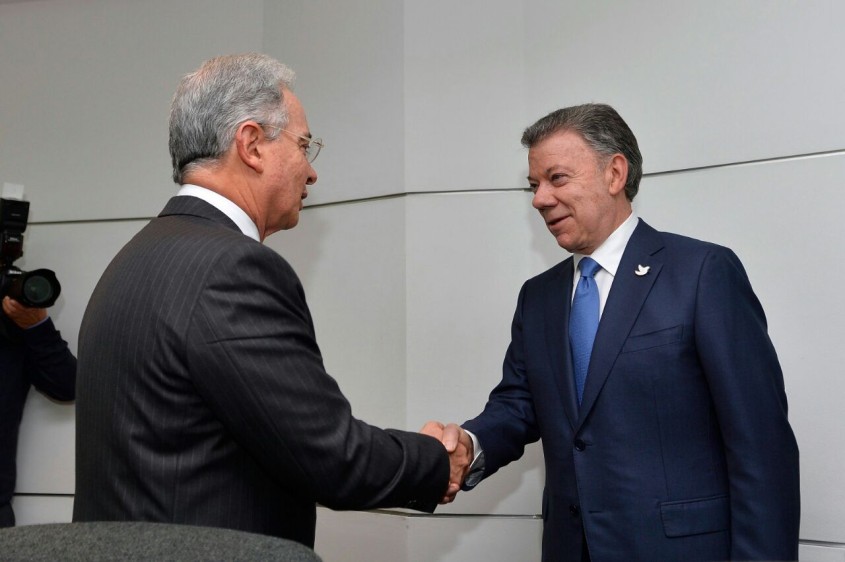 El expresidente Álvaro Uribe y los promotores del No se reúne con el presidente Juan Manuel Santos en la Casa de Nariño. FOTO CORTESÍA PRESIDENCIA DE LA REPÚBLICA